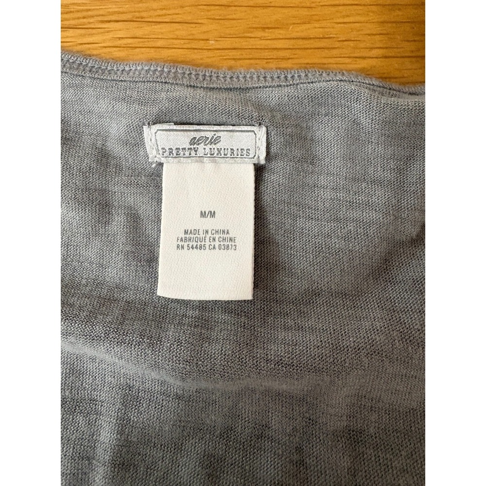 Aerie Pretty Luxuries Floral Top Women's M Gray Sleeveless Viscose - Picture 4 of 5